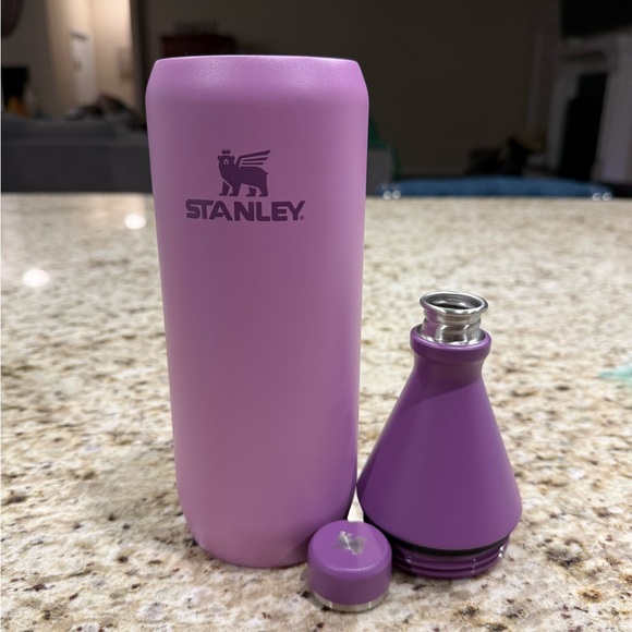 Stanley The All Day SlimBottle Insulated 34oz - Picture 3 of 4